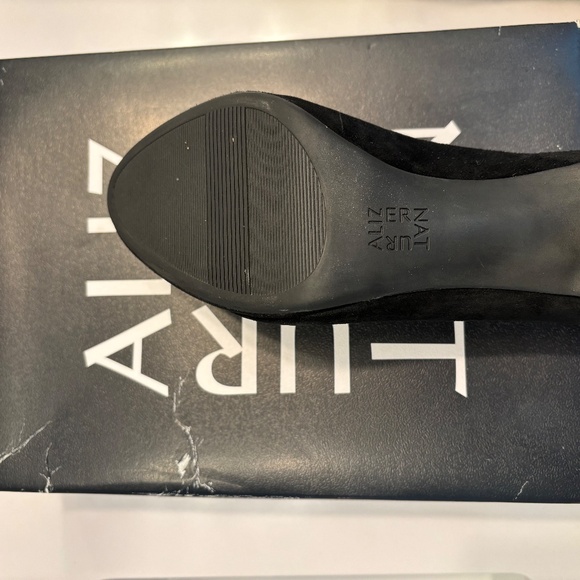 Naturalizer Macie Black Lace-Up Heels Women’s Size 9M Suede-Like Pumps - Picture 4 of 8